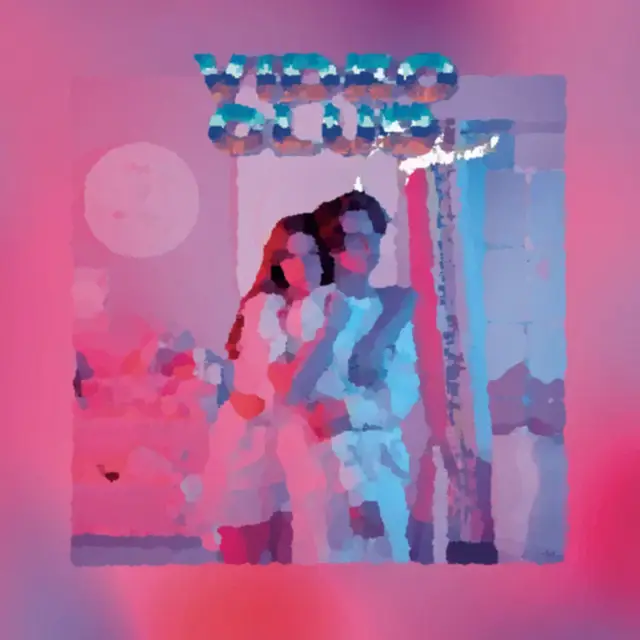 Cover Amour plastique